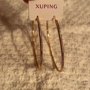 Hoops